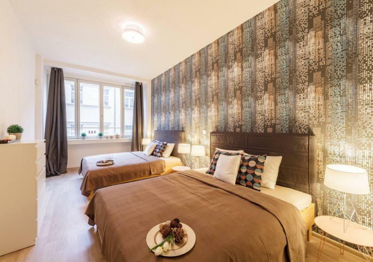 Central Prague Crown Apartments 外观 照片