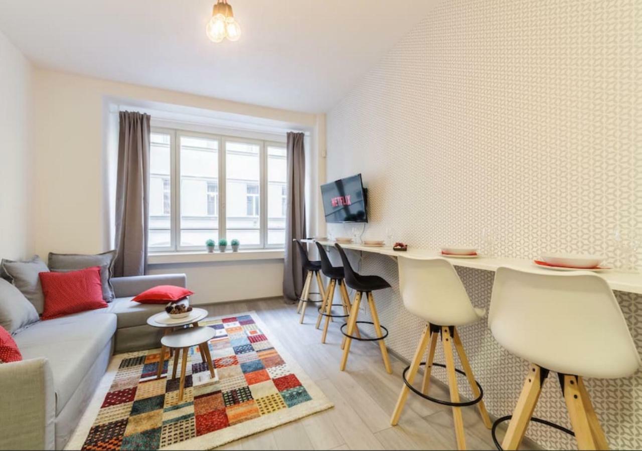 Central Prague Crown Apartments 外观 照片