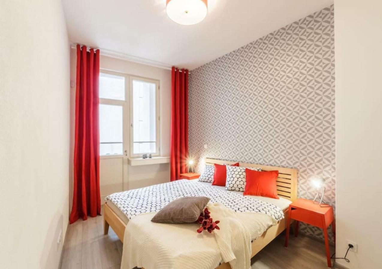 Central Prague Crown Apartments 外观 照片