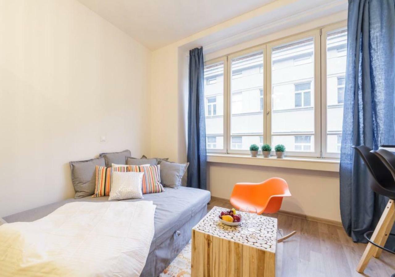 Central Prague Crown Apartments 外观 照片