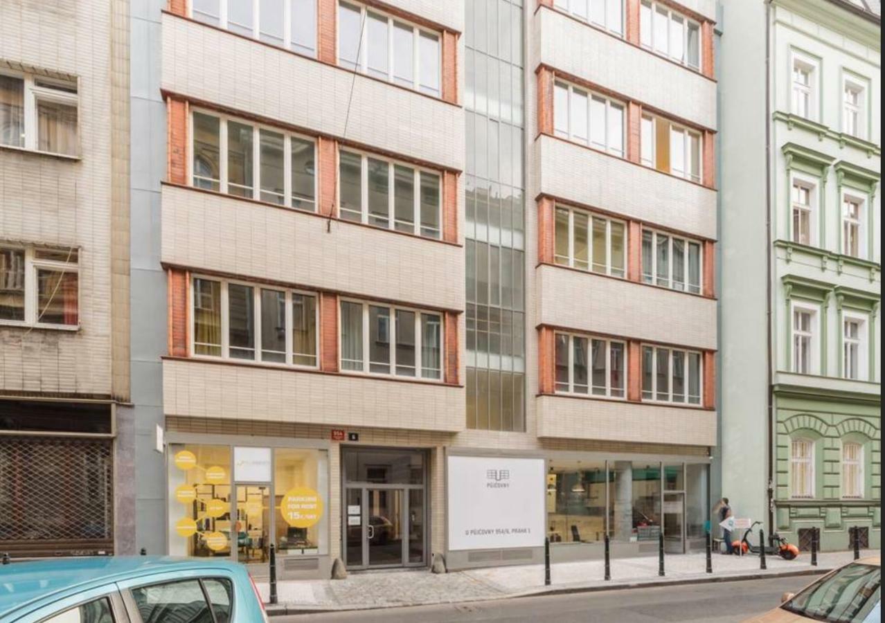Central Prague Crown Apartments 外观 照片