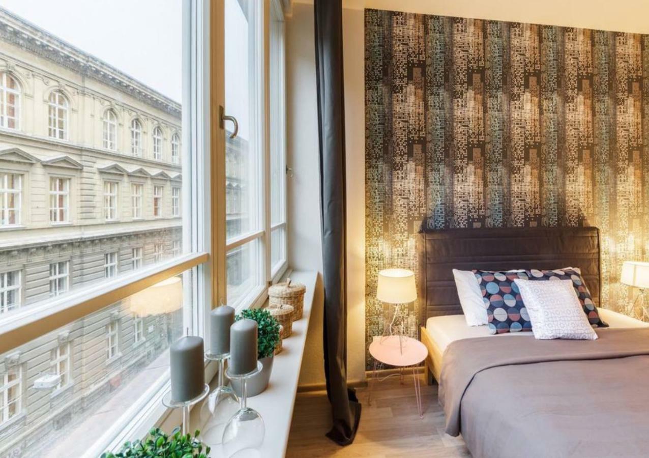 Central Prague Crown Apartments 外观 照片